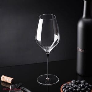 LAVA PREMIUM- Juoda vyno taurė nuotrauka